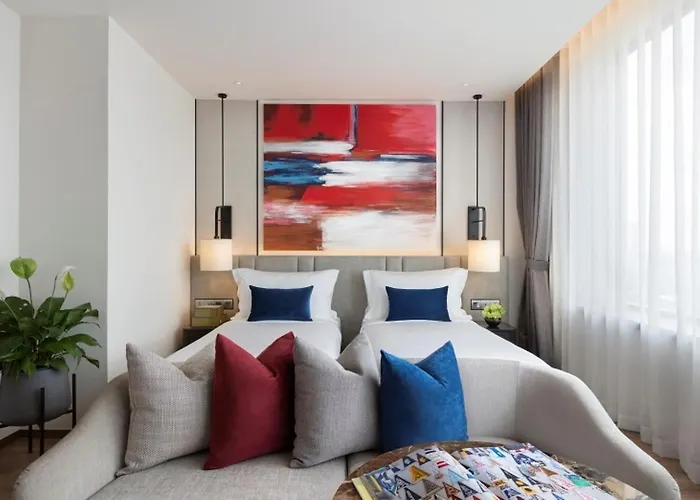 Ascott Embassy Sathorn 5*